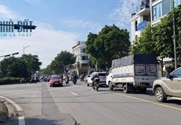 Cực Rẻ Cho thuê nhà 100M2 Lô Góc Mặt bằng KD Cafe TẠI HÀ CẦU VĂN PHÚ