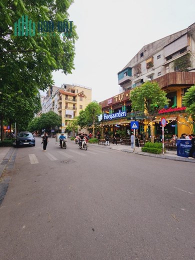 PHÂN LÔ NGUYỄN VĂN HUYÊN CẦU GIẤY ĐƯỜNG 8M HÈ 2M GARA VĂN PHÒNG 85M MT 5.8M 21.5 TỶ