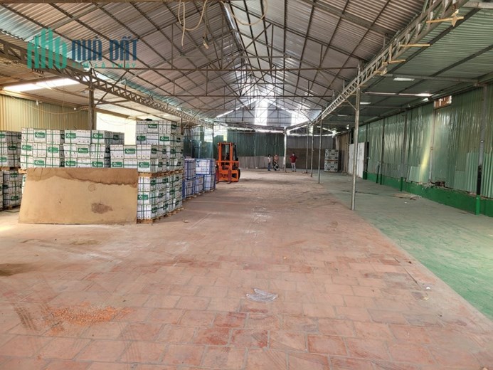 xưởng 750m2 Cont 24h mặt tiền buôn bán, ngay cầu Phú Long, QL13