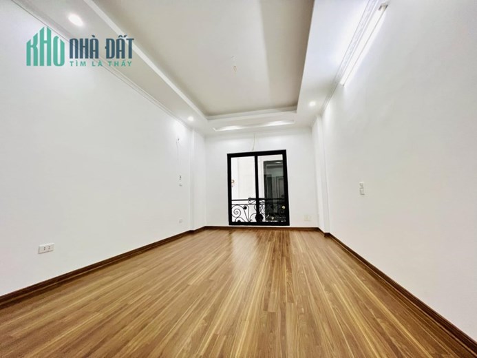 BÁN NHÀ GẦN GIẢI PHÓNG , 5M Ô TÔ , LÔ GÓC, MỚI , FULL NỘI THẤT, 33/38M2*5T*MT5M* 5 TỶ.