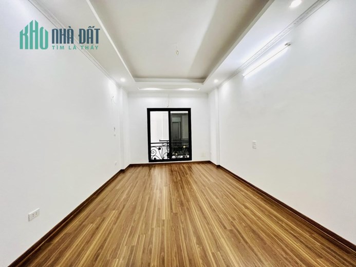 BÁN NHÀ GẦN GIẢI PHÓNG , 5M Ô TÔ , LÔ GÓC, MỚI , FULL NỘI THẤT, 33/38M2*5T*MT5M* 5 TỶ.
