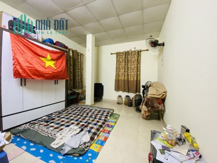 Bán nhà Mặt Phố Cự Lộc Thanh Xuân 32m 2 tầng Lô góc kinh doanh sầm uất nhỉnh 6 tỷ lh 0817606560