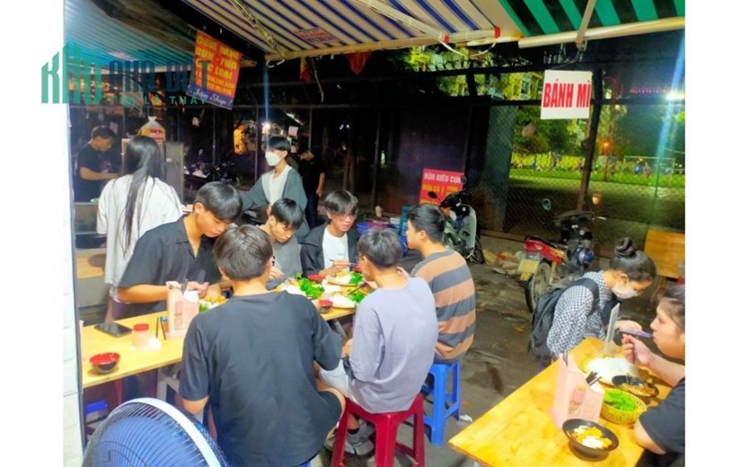 Vì lí do gia đình nên mình cần nhượng lại quán: Bún Đậu Mẹt - Bún Chả - Bánh Mì, Trà tại Chùa Bộc -