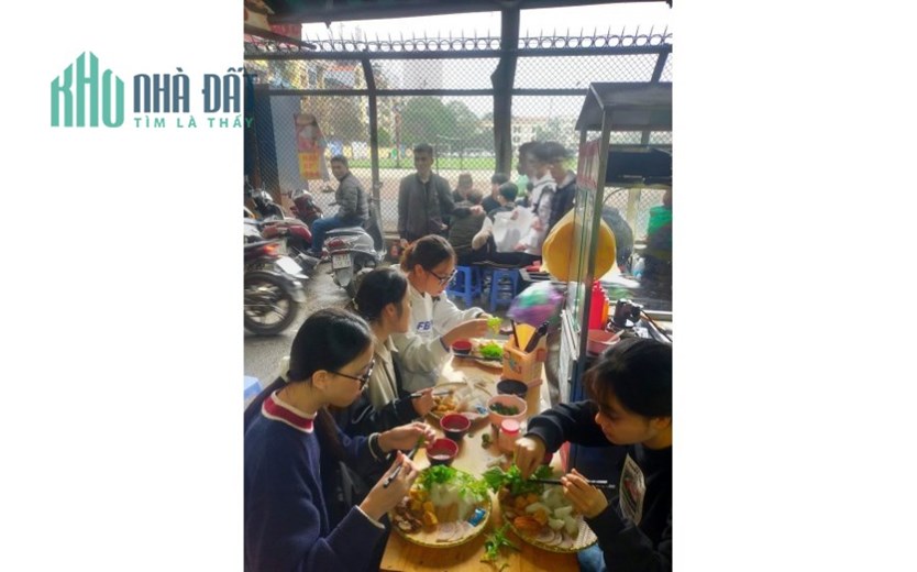 Vì lí do gia đình nên mình cần nhượng lại quán: Bún Đậu Mẹt - Bún Chả - Bánh Mì, Trà tại Chùa Bộc -