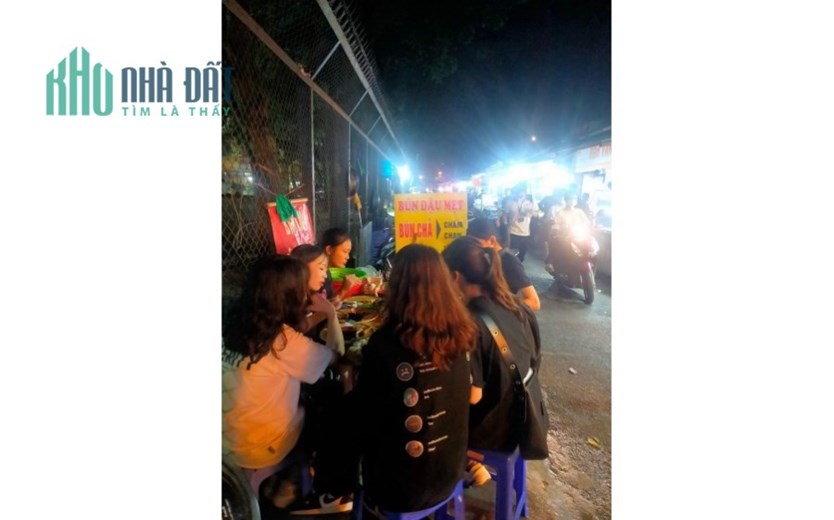 Vì lí do gia đình nên mình cần nhượng lại quán: Bún Đậu Mẹt - Bún Chả - Bánh Mì, Trà tại Chùa Bộc -