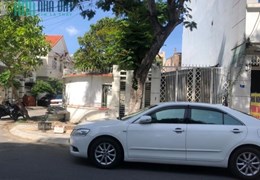 CHÍNH CHỦ CẦN BÁN GẤP LÔ GÓC TRẦN VĂN DƯ KHU PHỐ ĐI BỘ ĐÀ NẴNG