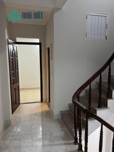 BÁN NHÀ KIM GIANG, Ô TÔ ĐỖ CỬA, SỔ ĐẸP, 4 PHÒNG NGỦ Ở NGAY, 38M2*5T*4.5 TỶ.