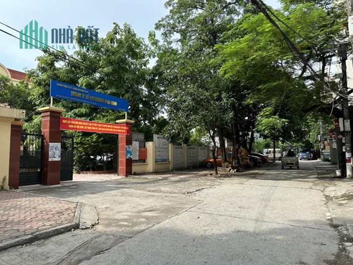 BÁN NHÀ KIM GIANG, Ô TÔ ĐỖ CỬA, SỔ ĐẸP, 4 PHÒNG NGỦ Ở NGAY, 38M2*5T*4.5 TỶ.