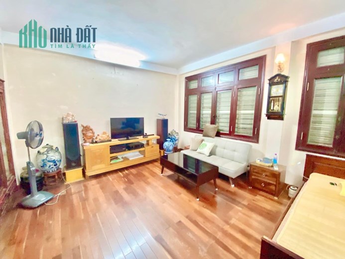 Bán Nhà Đẹp Võng Thị, 115m2, 4 tầng, Giá 14 Tỷ