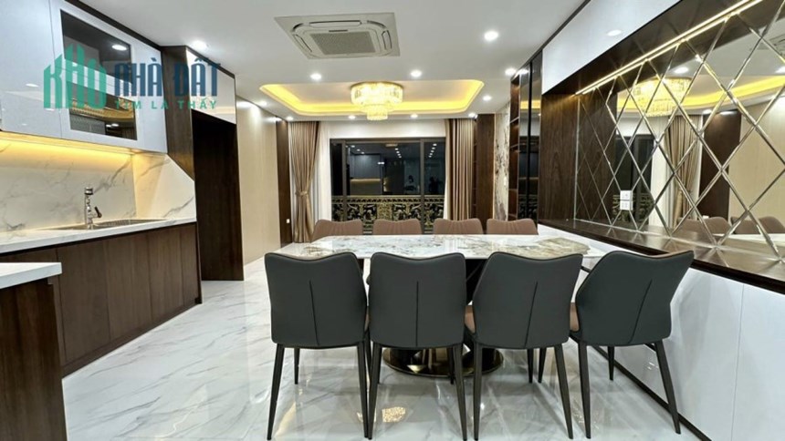 BÁN NHÀ PHỐ HOÀNG MAI, 7 TẦNG THANG MÁY, KINH DOANH ,57/65M2*7T*MT4.5M*13.5 TỶ.