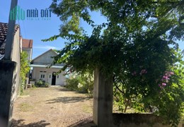 NHÀ ĐẤT ĐẸP-GIÁ TỐT-CHÍNH CHỦ CẦN BÁN ĐẤT ĐÃ CÓ SẴN NHÀ SIÊU ĐẸP gần Khu Công Nghiệp Nhơn Hoà