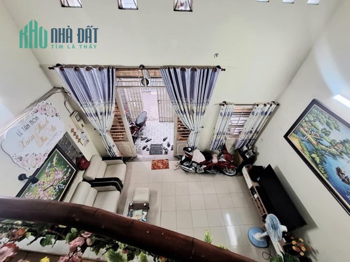 Nhà 3 tầng hẻm 4m 62m2 giá 4ty390