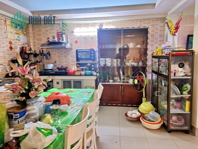 Nhà 3 tầng hẻm 4m 62m2 giá 4ty390