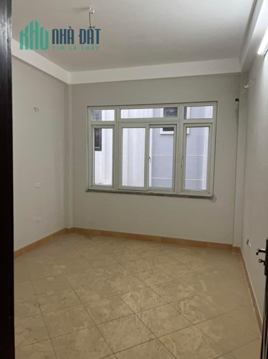 BÁN NHÀ NGÕ 292 KIM GIANG, 37M2 GIÁ 4.5 TỶ, 3 mặt thoáng, NGÕ RỘNG, Ô TÔ ĐỖ CỬA.