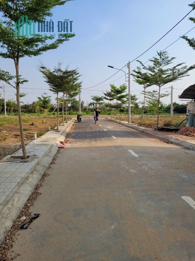 Bán đất sổ đỏ công chứng ngay,cách TP Thủ Đức 15p,XD tự do,100m2 giá1,5tỷ,Lh 0907753508