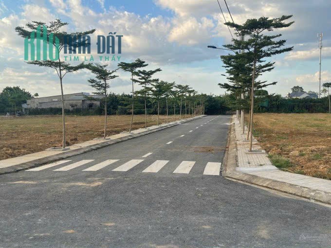 Bán đất sổ đỏ công chứng ngay,cách TP Thủ Đức 15p,XD tự do,100m2 giá1,5tỷ,Lh 0907753508