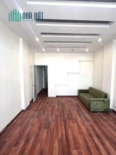 PHÂN LÔ PHÁO ĐÀI LÁNG, ĐỐNG ĐA, Ô TÔ TRÁNH, VỈA HÈ, KINH DOANH 44/50M2*5T*10.8 TỶ.