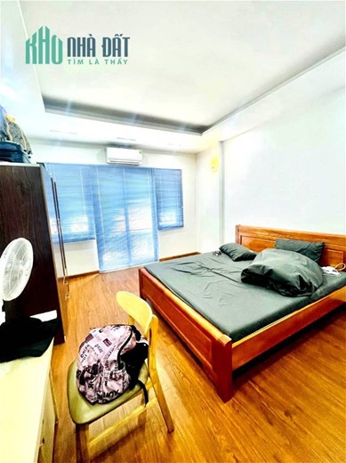 Bán nhà Thoáng,mới Định Công Hạ– Ôtô đỗ cửa gần 35m²  5T x 4m, giá 4.05tỷ