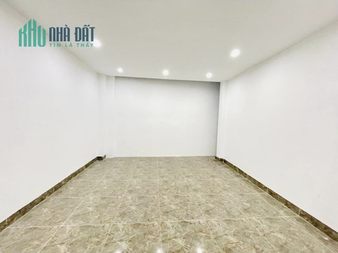 50m 4 Tầng 5.5 Tỷ Phố Thịnh Quang Đống Đa. Nhà Đẹp Như Khách Sạn. Chủ Cần Bán Gấp
