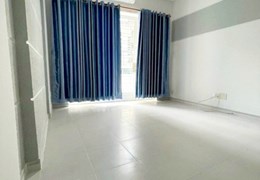 Chủ ngợp giảm 2 tỷ bán gấp nhà mới keng Mặt tiền Phùng Văn Cung - 43m2