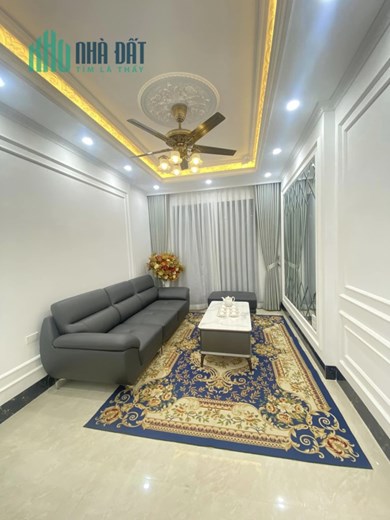 60m 5 Tầng 5.5 Tỷ Phố Khương Đình. Ngõ Thông Đi Lại Thuận Tiện. Chủ Cần Bán Gấp
