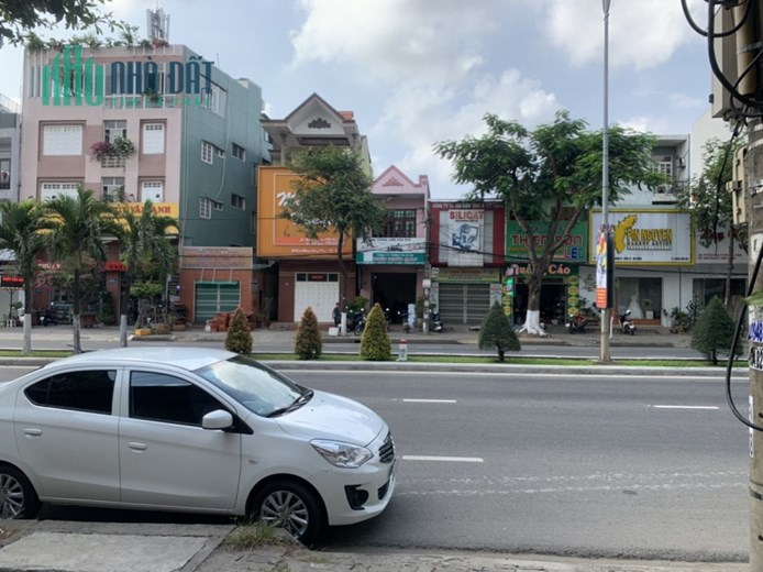 Cho thuê nhà 3 tầng mặt tiền 192 Cách mạng tháng 8, Phường Khuê Trung, Quận Cẩm Lệ