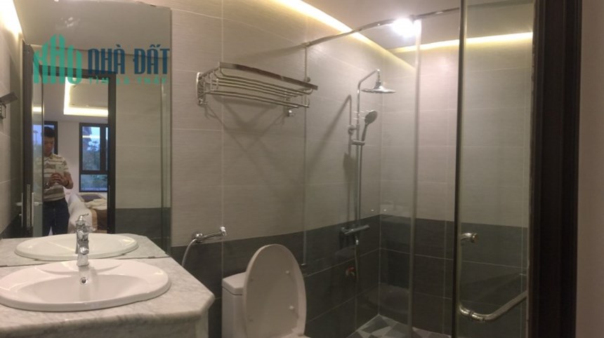 Cho Thuê Tòa Khách Sạn VIP 98 Phòng Mặt Phố Miếu Đầm.Vị Trí Đối Diện Marriott.