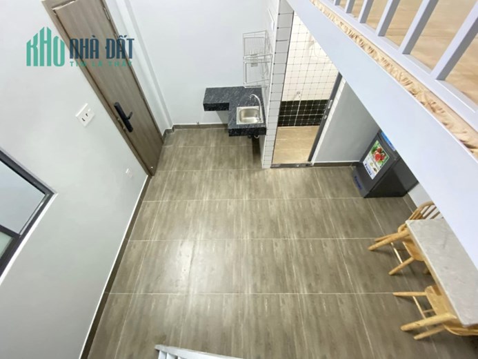 Phòng mới xây có thể ở liền - Giá chỉ 4tr - Nguyễn Hữu Tiến, Free xe