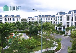 Chính chủ cần bán gấp căn vila Long Phú  view công viên