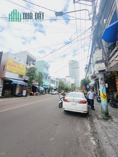 Bán Nhà Mặt Tiền Hai Bà Trưng P.Lê Lợi Quy Nhơn , 41m2 , Gác Lỡ , Giá 4,1 Tỷ