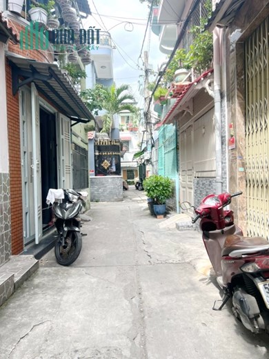 Nhà mới 3 tầng hẻm thông Hưng Phú P9Q8. Giá 5,28 tỷ TL