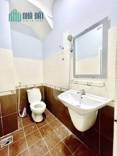 Nhà bán 4 Tầng hẻm thông 101 Bùi Minh Trực P5Q8 - Giá : 4 Tỷ 779