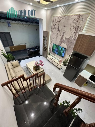 Bán nhà Đống Đa giá rẻ, 35m, 4T, Phố Phương Mai, full nội thất, ở thích, kd online