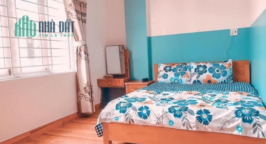 Bán Khách Sạn P. Ghềnh Ráng Quy Nhơn , 79m2 , 4 Mê , Giá 6,3 Tỷ