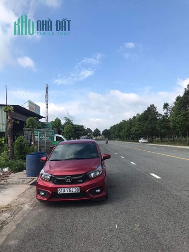 Chính chủ bán gấp lô đất mt quốc lộ 13, tt Lai Uyên Bàu Bàng.