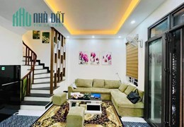 🌈🌈🔥GIA ĐÌNH CẦN BÁN GẤP NHÀ BIỆT THỰ GIẢI PHÓNG_PHƯƠNG LIỆT.DIỆN TÍCH 152M.MẶT TIỀN 8M..GẦN HỒ