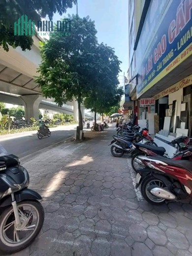 🔥🔥🏫NHÀ MÌNH CẦN BÁN GẤP SIÊU PHẨM THANH NHÀN_KIM NGƯU.126M NHÀ5 TẦNG.MẶT TIỀN LÝ TƯỞNG 9M.
✅ vị