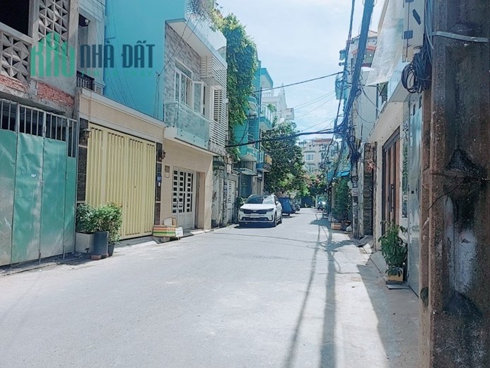 BÁN NHÀ TÂN BÌNH HXH 61 M2 NGANG 4M DÀI 16M 3 TẦNG BTCT ĐẶNG VĂN NGỮ  6.4 TỶ.