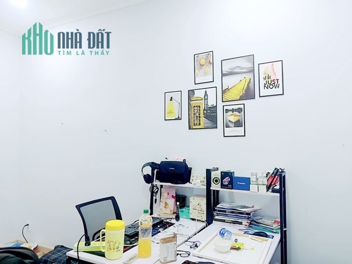 BÁN NHÀ TÂN BÌNH HXH 61 M2 NGANG 4M DÀI 16M 3 TẦNG BTCT ĐẶNG VĂN NGỮ  6.4 TỶ.