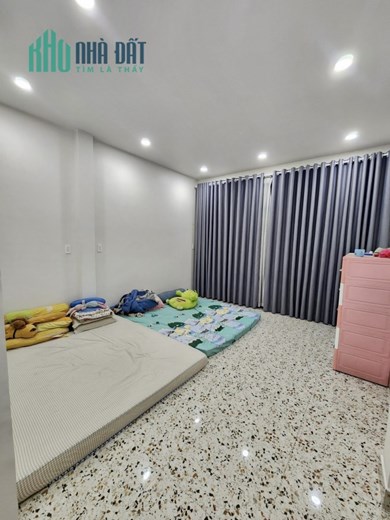 Bán Nhà HXH 3Tầng 4Mx15M Phường 15 Quận Tân Bình nhỉnh 5tỷ