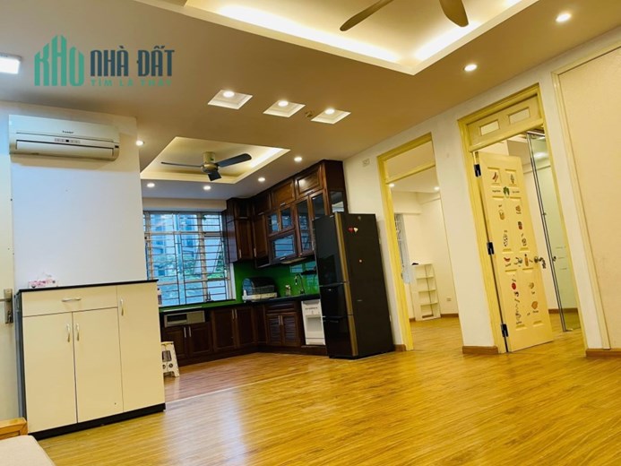 Cần Tiền bán gấp - Căn Hộ mặt phố Lê Đức Thọ - 78m2 – 2n1k, 1wc.