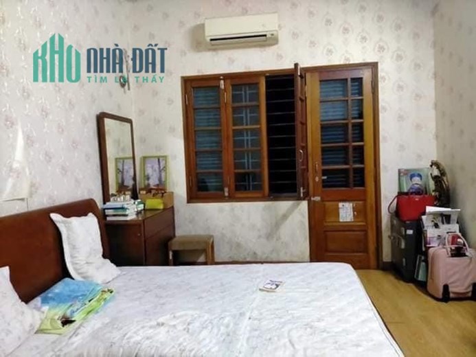 NHÀ NGUYỄN PHÚC LAI, QUẬN ĐỐNG ĐA, Ô TÔ TRÁNH, CHỈ 17 TỶ