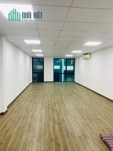 Cần bán toà nhà KD , VP  đường nhựa , vỉa hè DT 82m x 6T thang máy , MT 5,1m giá 28 tỷ0989129838