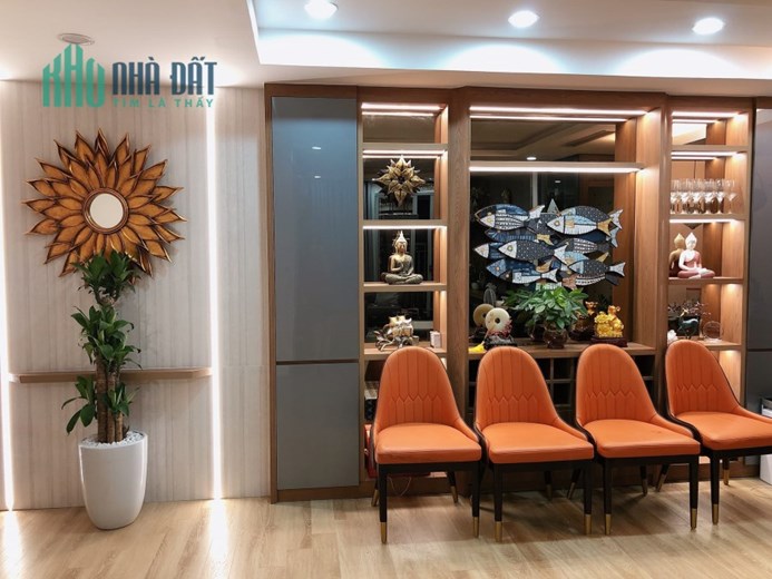 CẦN BÁN CHUNG CƯ IMPERIAL PLAZA 360 GIẢI PHÓNG, TẦNG TRUNG, LÔ GÓC 3 NGỦ,  118M* 5.3 TỶ.