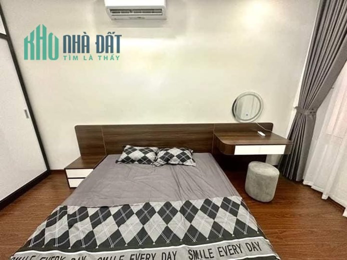 GARA Ô TÔ –BÁN NHÀ PHỐ TRẠM-- 45M X 5 TẦNG, RỘNG 4M—GIÁ 3.69 TỶ.