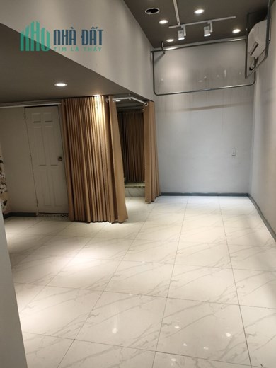 Cho Thuê MBKD tại 143 Nguyễn Trãi, Bến Thành Q1, DT40m2 chỉ 43tr/th. LH:0906247498