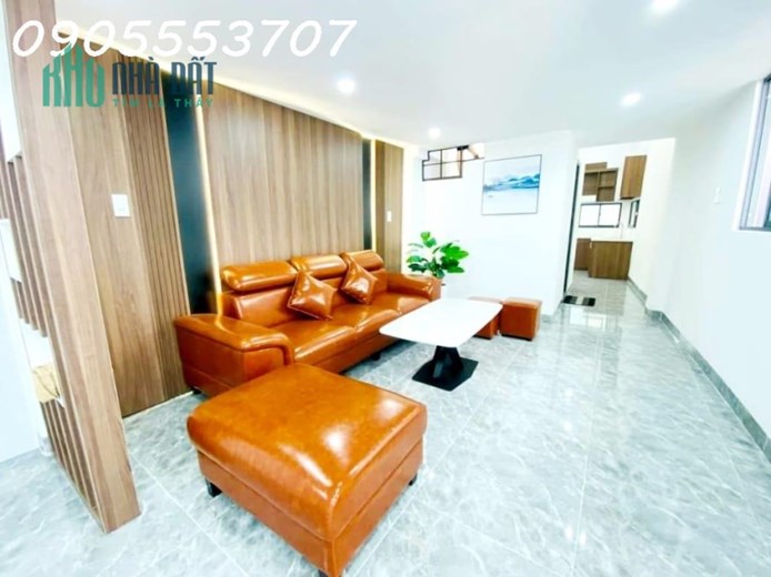 NHÀ 2 TẦNG MỚI TENG, Q. HẢI CHÂU, ĐN GẦN CHỢ ĐỐNG ĐA, CÁCH Ô TÔ VÀI BƯỚC CHÂN, GIÁ 2,55 TỶ