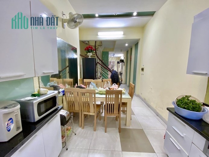 NHÀ MẶT PHỐ - Ô TÔ VÀO NHÀ - MẶT TIỀN RỘNG ĐẸP - 2 THOÁNG