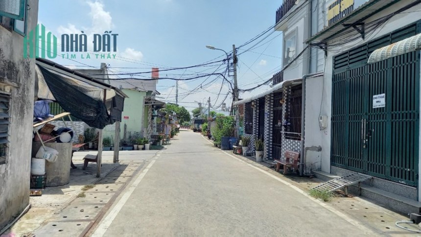 BÁN NHÀ SHR MẶT TIỀN ĐƯỜNG 51 QL22 NGAY BV XUYÊN Á CÁCH QL22 CHỈ 50M
