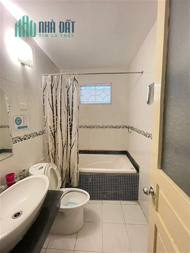 Bán nhanh 55m2 Phố Đoàn Thị Điểm, Đống Đa Mt: 5m - Nhà mới đẹp, Gara ô tô Chỉ 6,x Tỷ